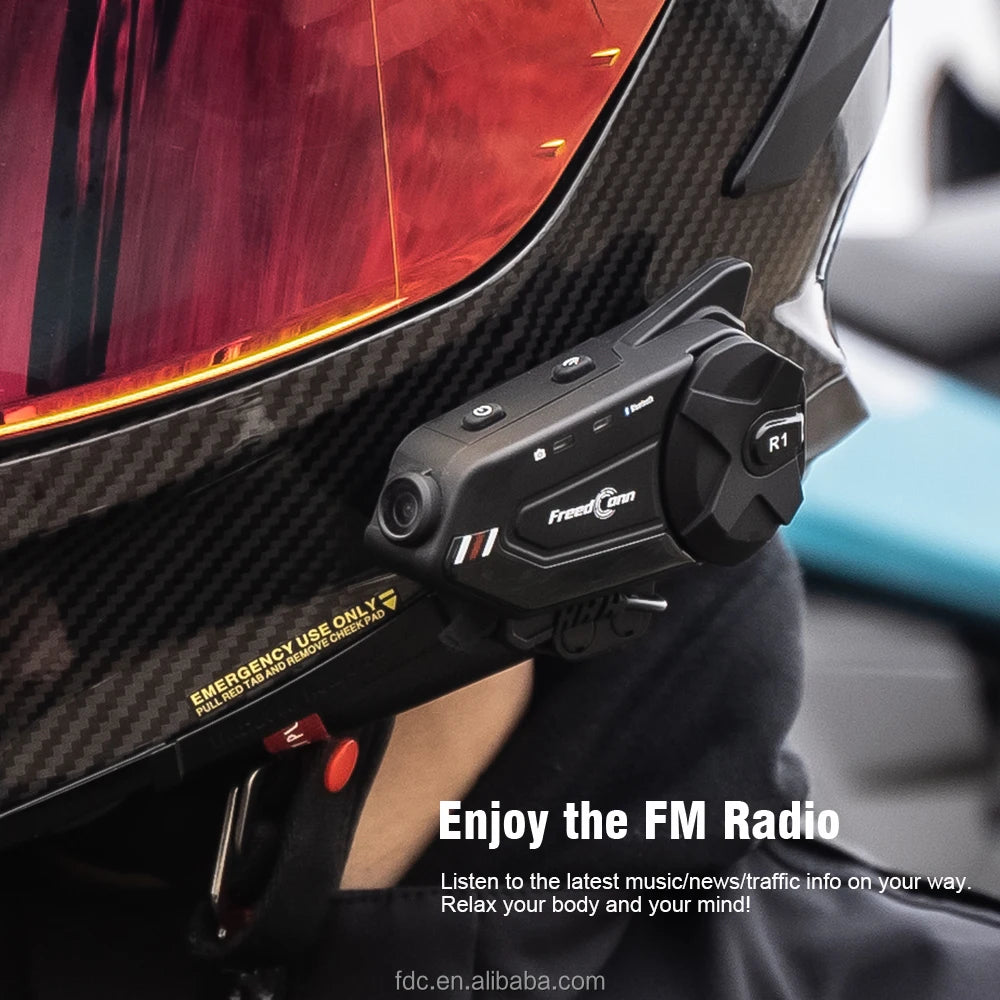 FreedConn R1 PLUS Suitable for Different Helmets 1080P Lightweight Design Motorcycle Recorder Headset Bluetooth Intercom